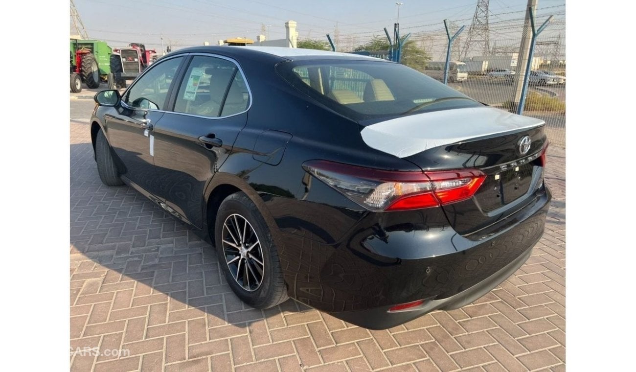 Toyota Camry LE (Without Sunroof) 2.5L Petrol A/T FWD