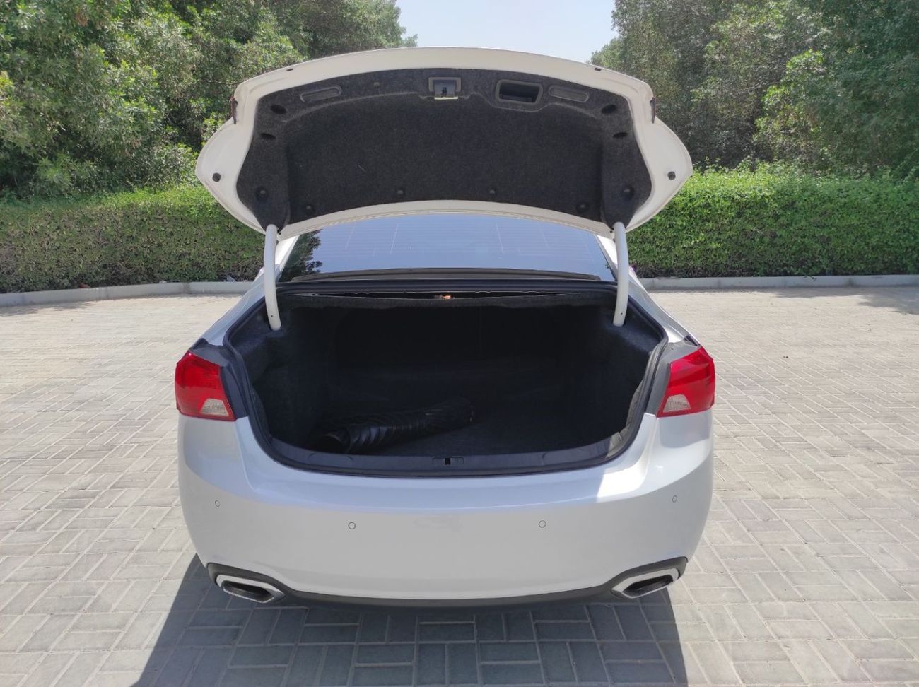 Chevrolet Impala Chevrolet impala 2018 V6 premier full options with out sunroof