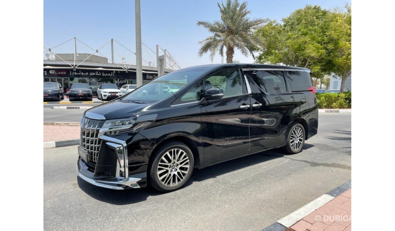 Toyota Alphard VIP seats with 3.5L engine