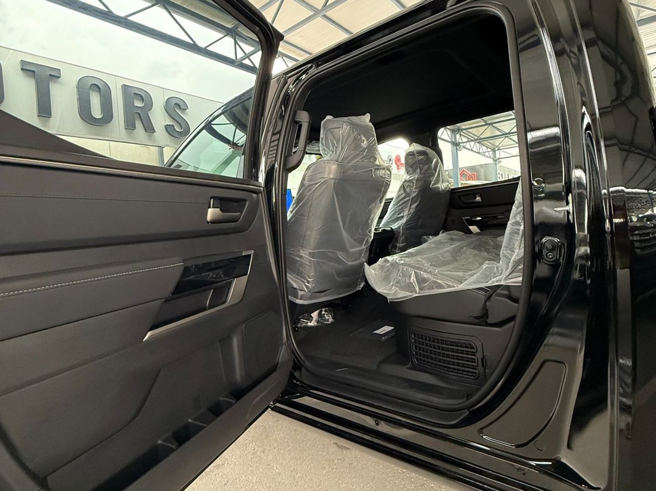 Toyota Tundra TUNDRA LIMITED TRD OFF ROAD 3.4 I-FORCE HYBRID PANORAMA CREW MAX