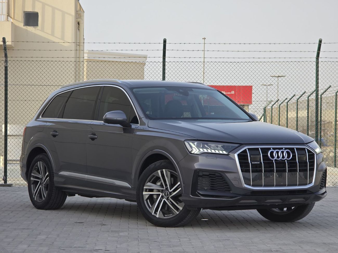 أودي Q7 55 TFSI quattro 3.0L