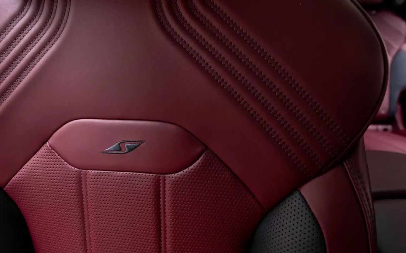 بنتلي بينتايجا S 4.0T - V8 Sports  - GCC Spec - With Warranty and Service Contract