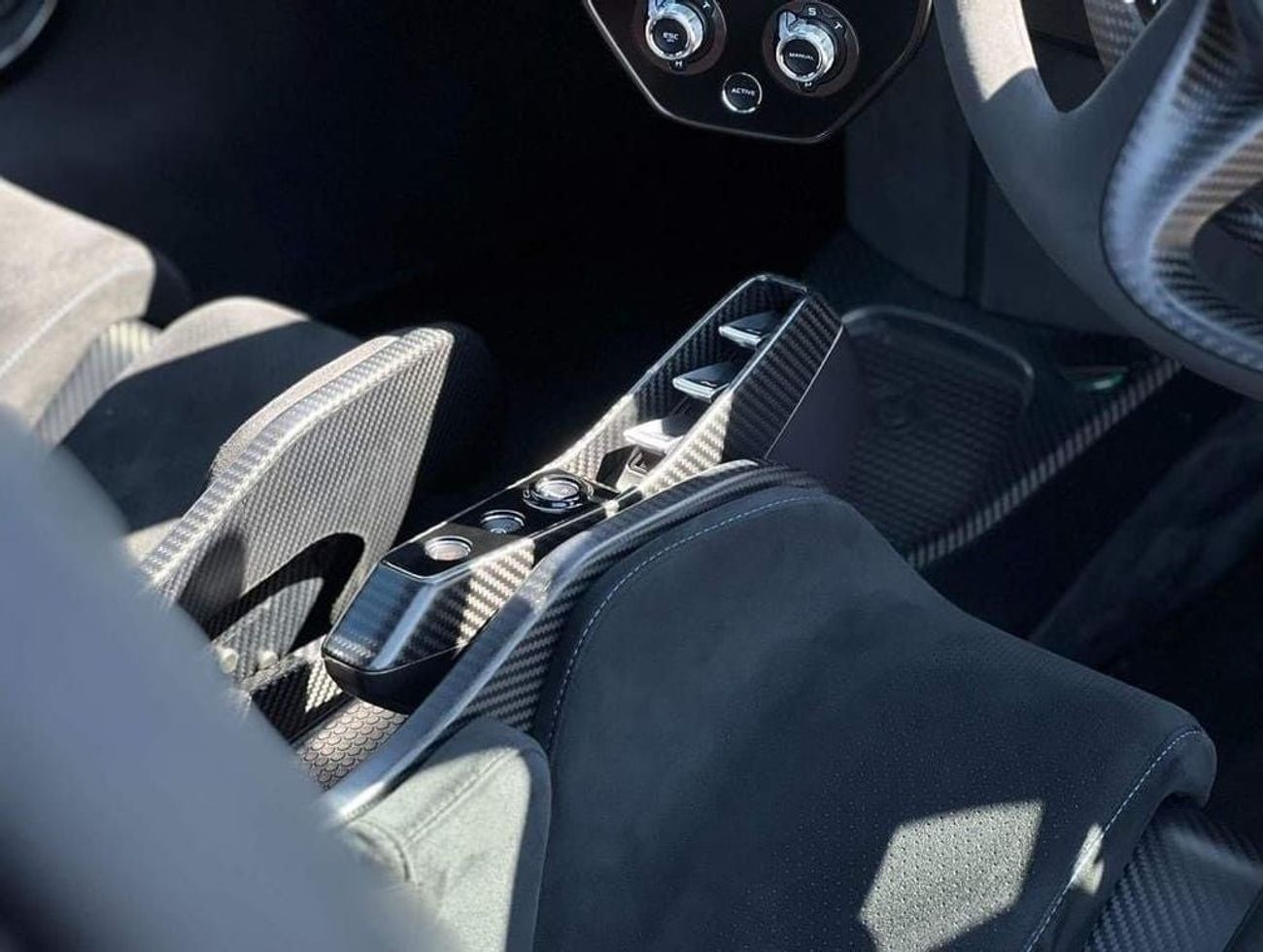 McLaren Senna 4.0 2dr RIGHT HAND DRIVE