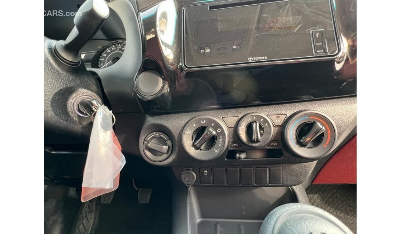 تويوتا هيلوكس TOYOTA HILUX BASIC M/T POWER WINDOWS 2.4L MODEL 2023 GCC SPECS (EXPORT ONLY)