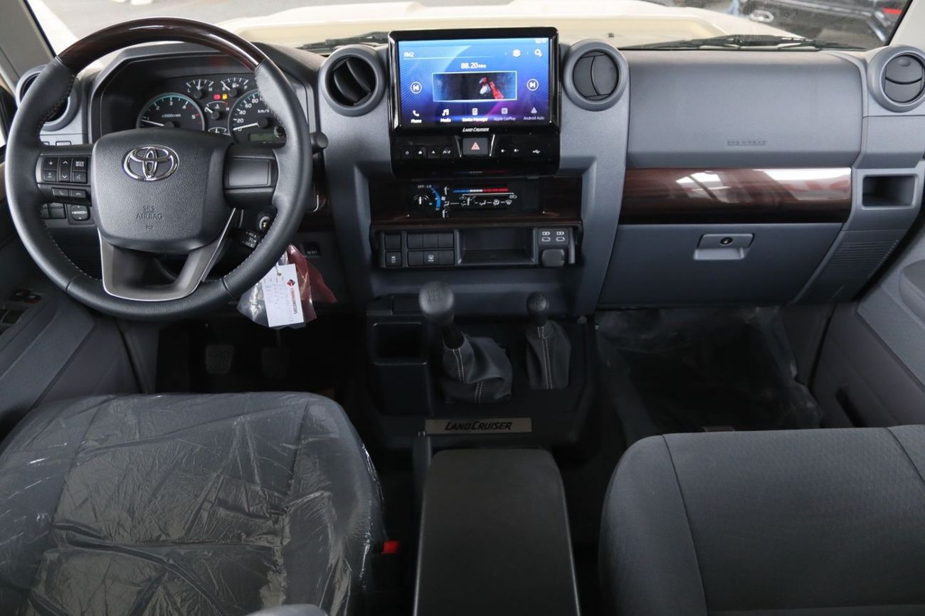 تويوتا لاند كروزر 2025 TOYOTA LAND CRUISER GDJ 76 2.8 DIESEL M/T  **EXPORT ONLY**التصدير فقط خارج الخليج**