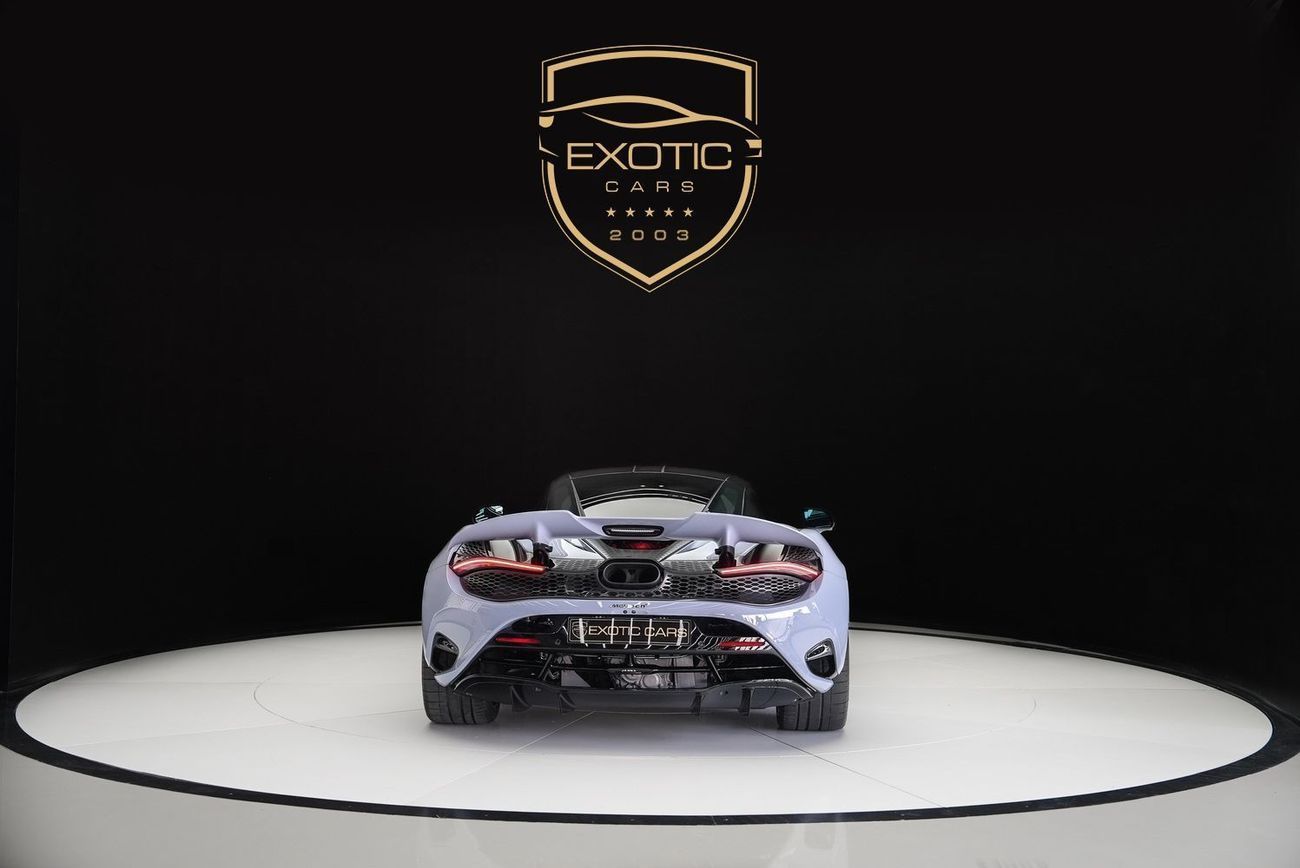 مكلارين 750S McLaren 750 S