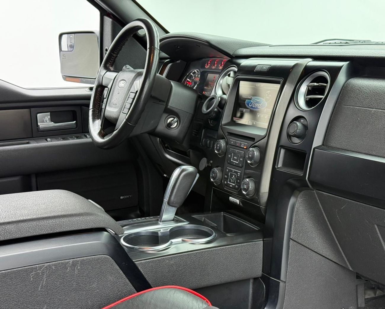 فورد F 150 FX4 5.0L 2013 Ford F150, Full Ford Service History, Fully Loaded, Excellent Condition, GCC