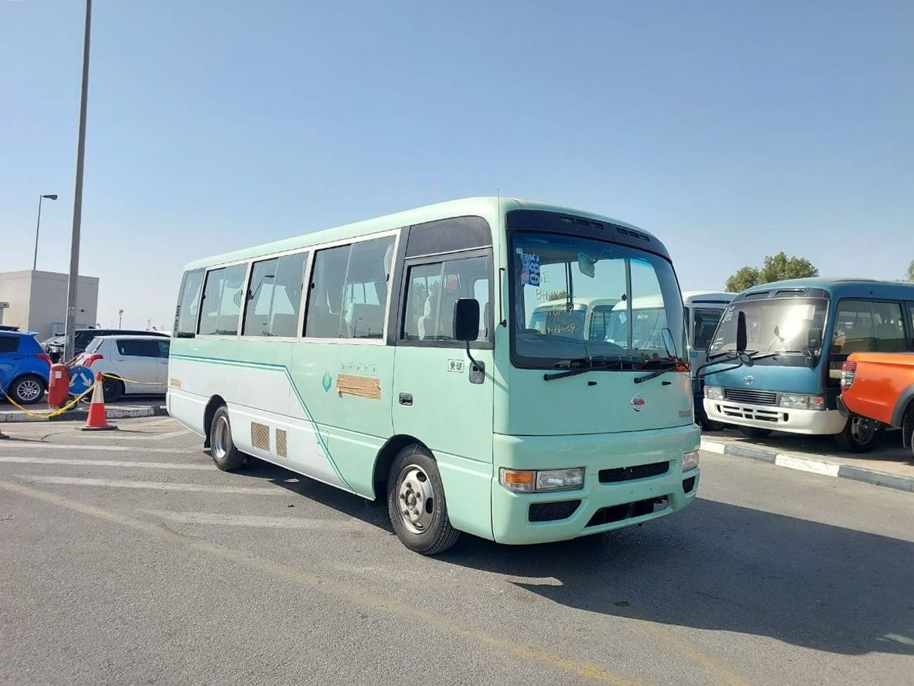 Nissan Civilian NISSAN CIVILIAN BUS RHD 2001 MODEL 4.1 L DIESEL MANUAL(PM10179)