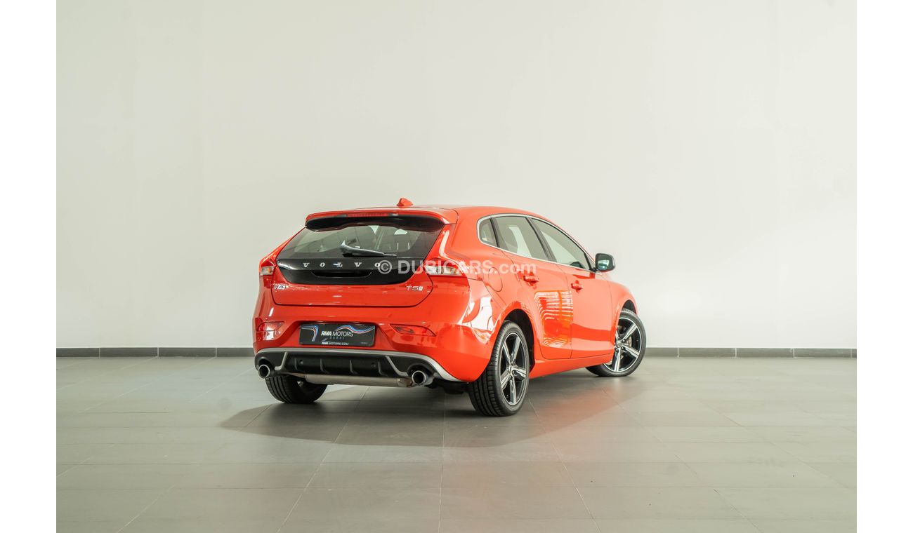 Volvo V40 2017 Volvo V40 T-5 R-Design / Full Volvo Service History & 5 Year Warranty