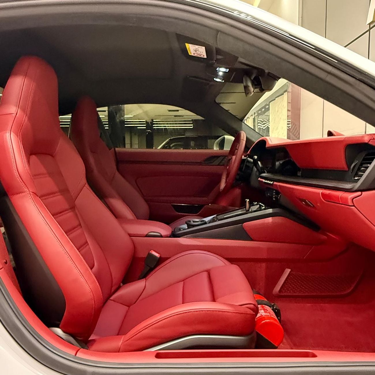 Porsche 911 TURBO S Hybrid GCC