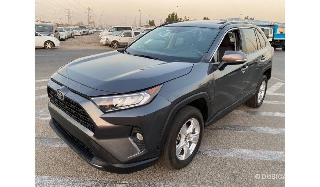 Toyota RAV4 2019 TOYOTA RAV4 XLE / FULL OPTION