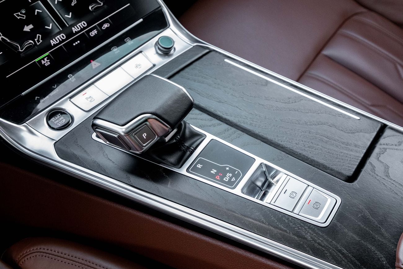 Audi A7 S line A7 45 TFSI S-Line | 2,840 P.M | 0% Downpayment | Audi A7 45 TFSI S-line!