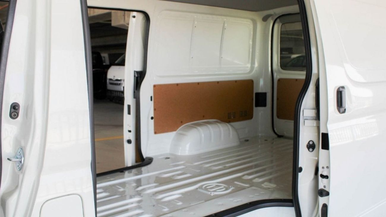 Toyota Hiace Toyota hiace cargo standard 2.7L V4 PETROL