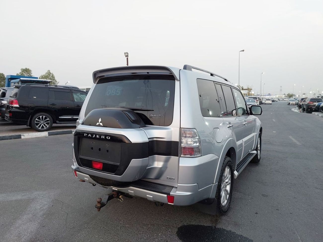 Mitsubishi Pajero MITSUBISHI PAJERO RIGHT HAND DRIVE(PM00842)