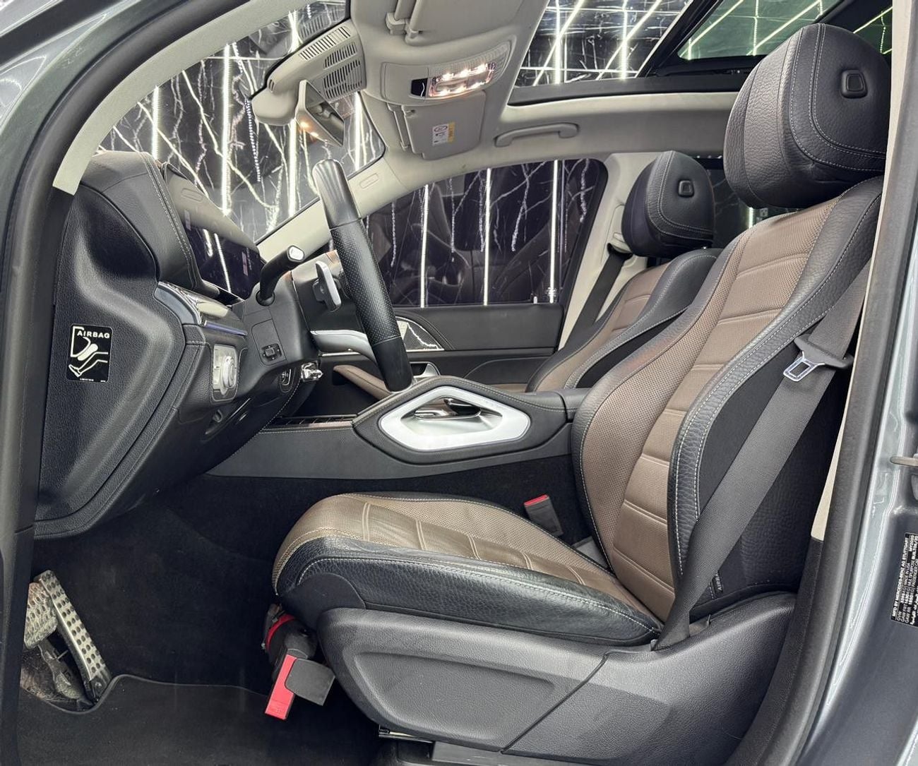 Mercedes Benz GLS580 STD 2020 Mercedes-Benz GLS 580 4MATIC GCC