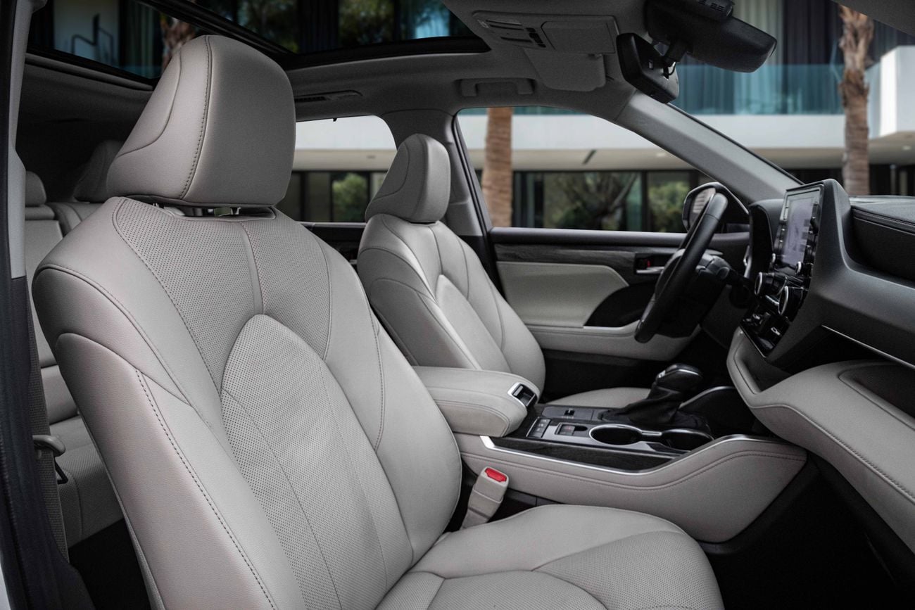 Toyota Highlander VXR Highlander VXR | 2,350 P.M | 0% Downpayment | Perfect Condition!