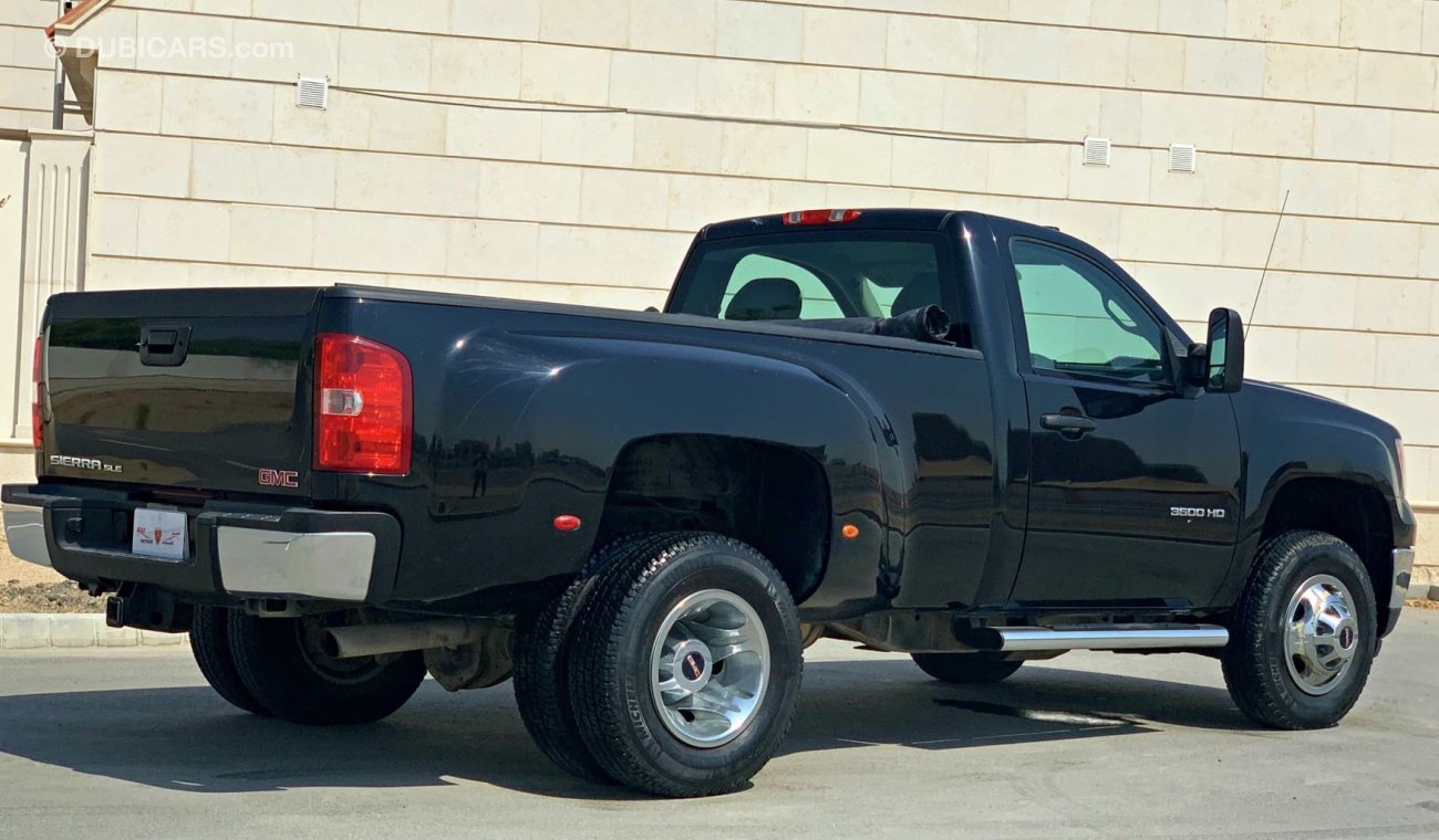 GMC Sierra SLE 3500 HD