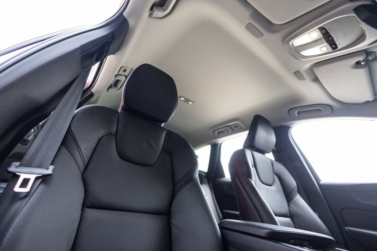Volvo XC60 ULTIMATE BRIGHT 2024 Volvo XC60 B5 Core GCC | Agency Warranty