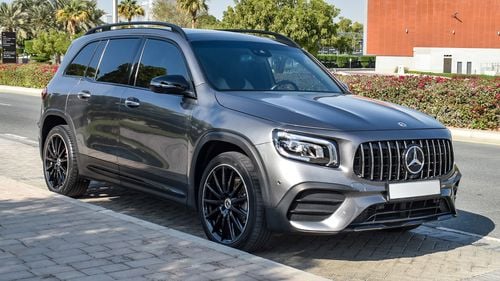 مرسيدس بنز GLB 250 Premium 2.0L (7 Seater)