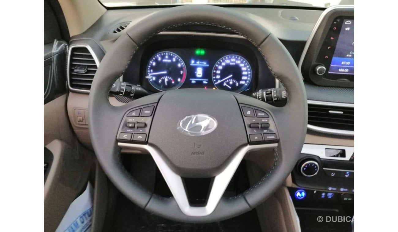 Hyundai Tucson 2.0 with sun roof two electric seat