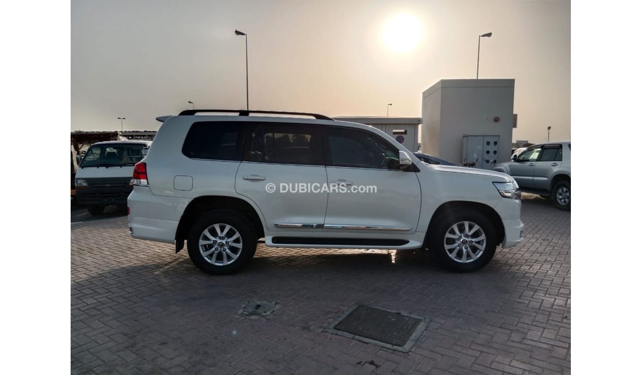 تويوتا لاند كروزر TOYOTA LAND CRUISER RIGHT HAND DRIVE (PM1544)
