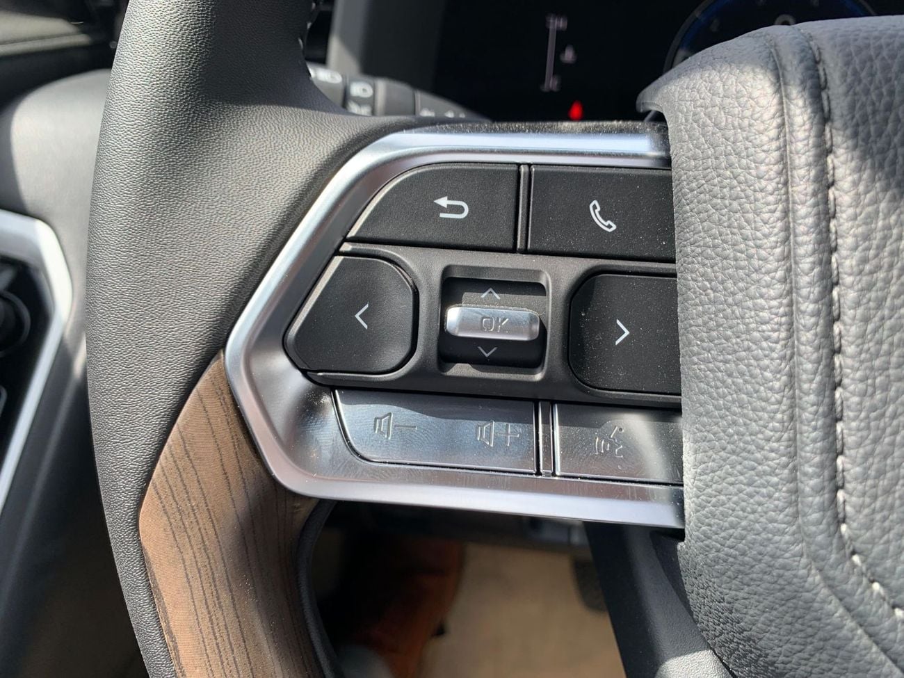 تويوتا لاند كروزر TOYOTA LAND CRUISER GXR 3.5L V6  TWIN TURBO 2026