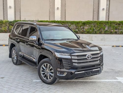 تويوتا لاند كروزر Toyota landcruise 2015 Model Modified 2024 Model GXR 4.0L Engine Colour Black Transmission Automatic