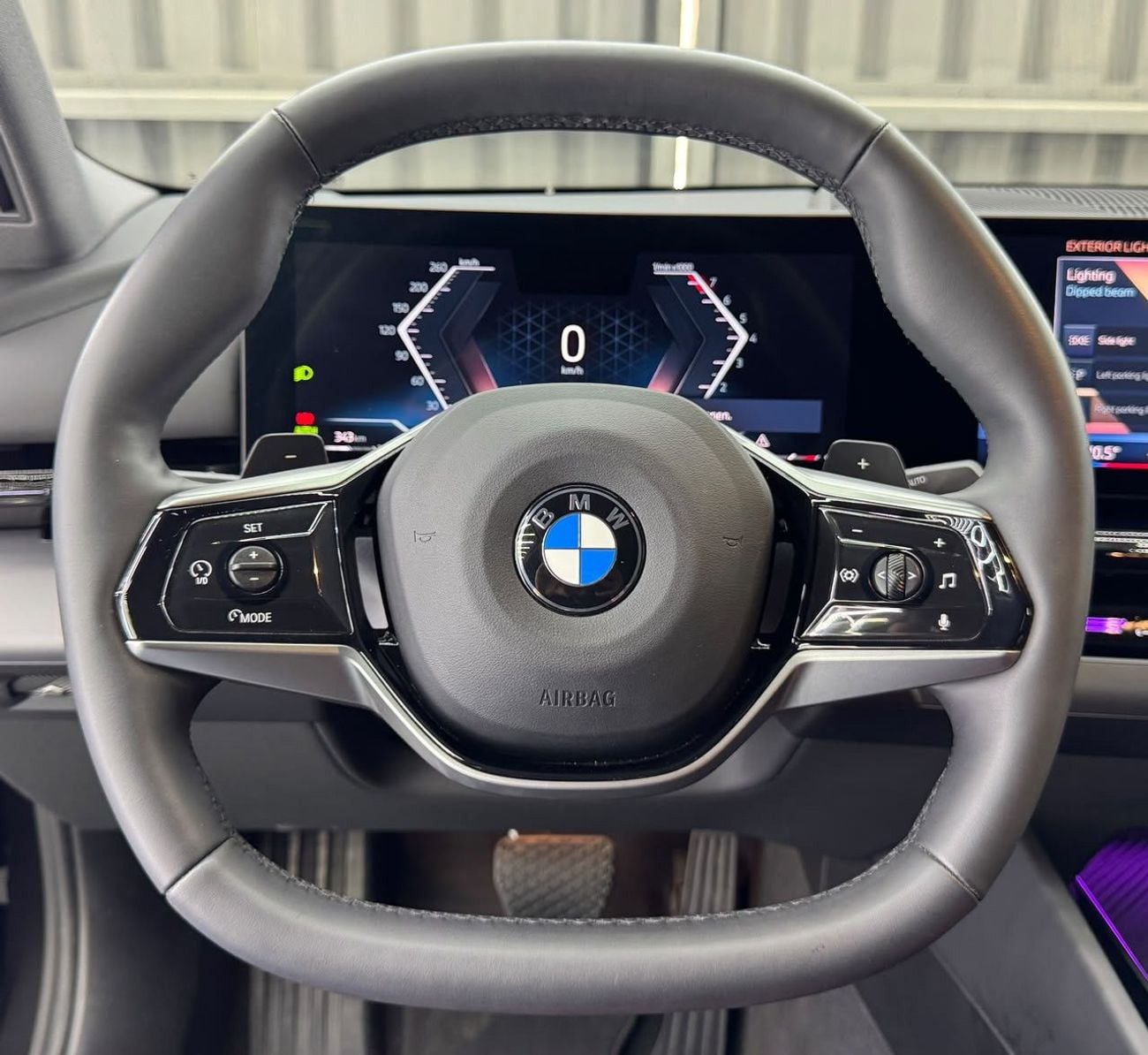 BMW 520i PURE BMW 5 Series 520 2025 | Full PPF | GCC | Low Mileage | AGMC Warranty 2030 | AGMC Service 2030
