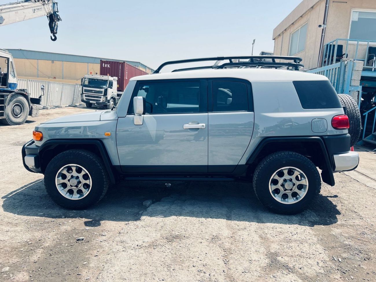 Toyota FJ Cruiser Petrol 4.0 Liter White Color Right Hand Drive