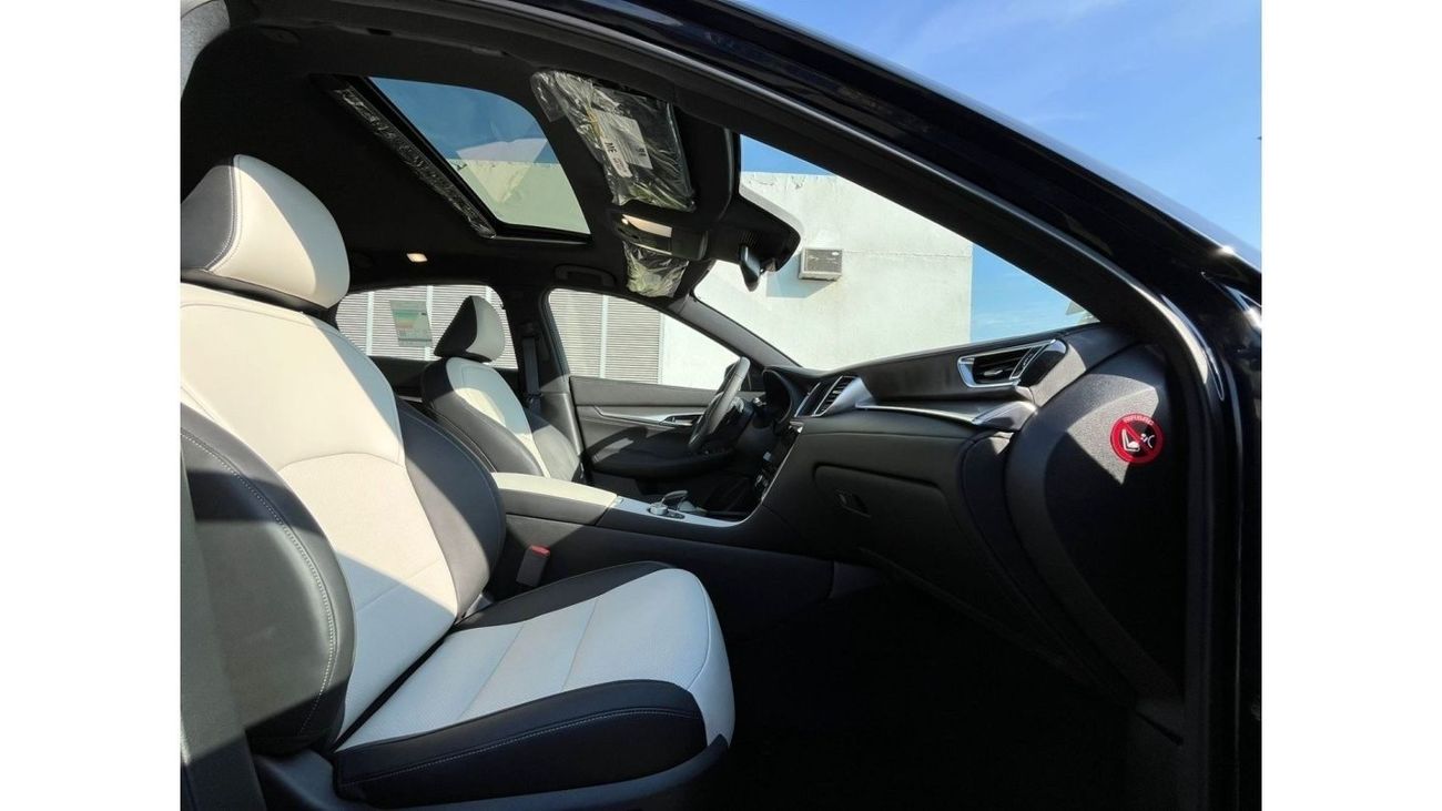 Infiniti QX55 Infiniti QX55 LUX AWD local dealer warrant ( Export price)