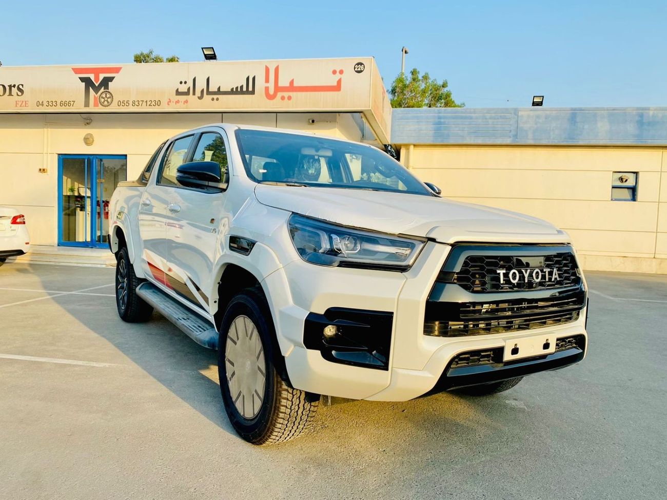 Toyota Hilux TOYOTA HILUX 4.0 GRS WHITE 2023