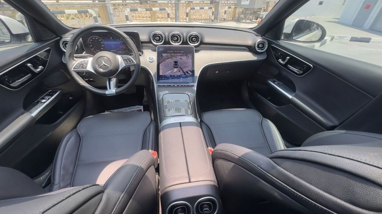 Mercedes-Benz C 200 Mercedes Benz C300 With 0% Downpayment Bank Finance 2.0L turbo Very nice clean car NO ACCEDENT Price