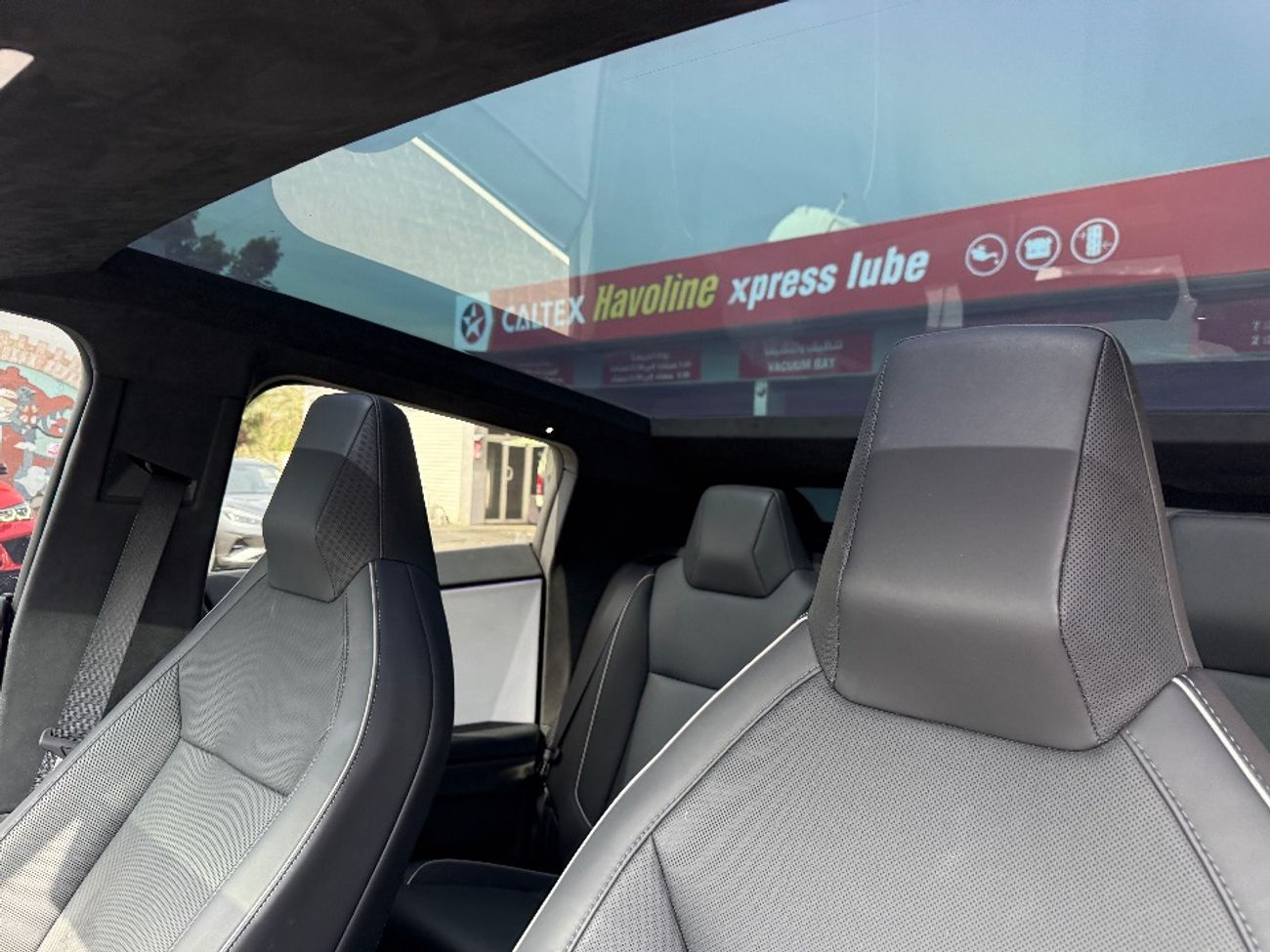 Tesla Cybertruck Cyberbeast