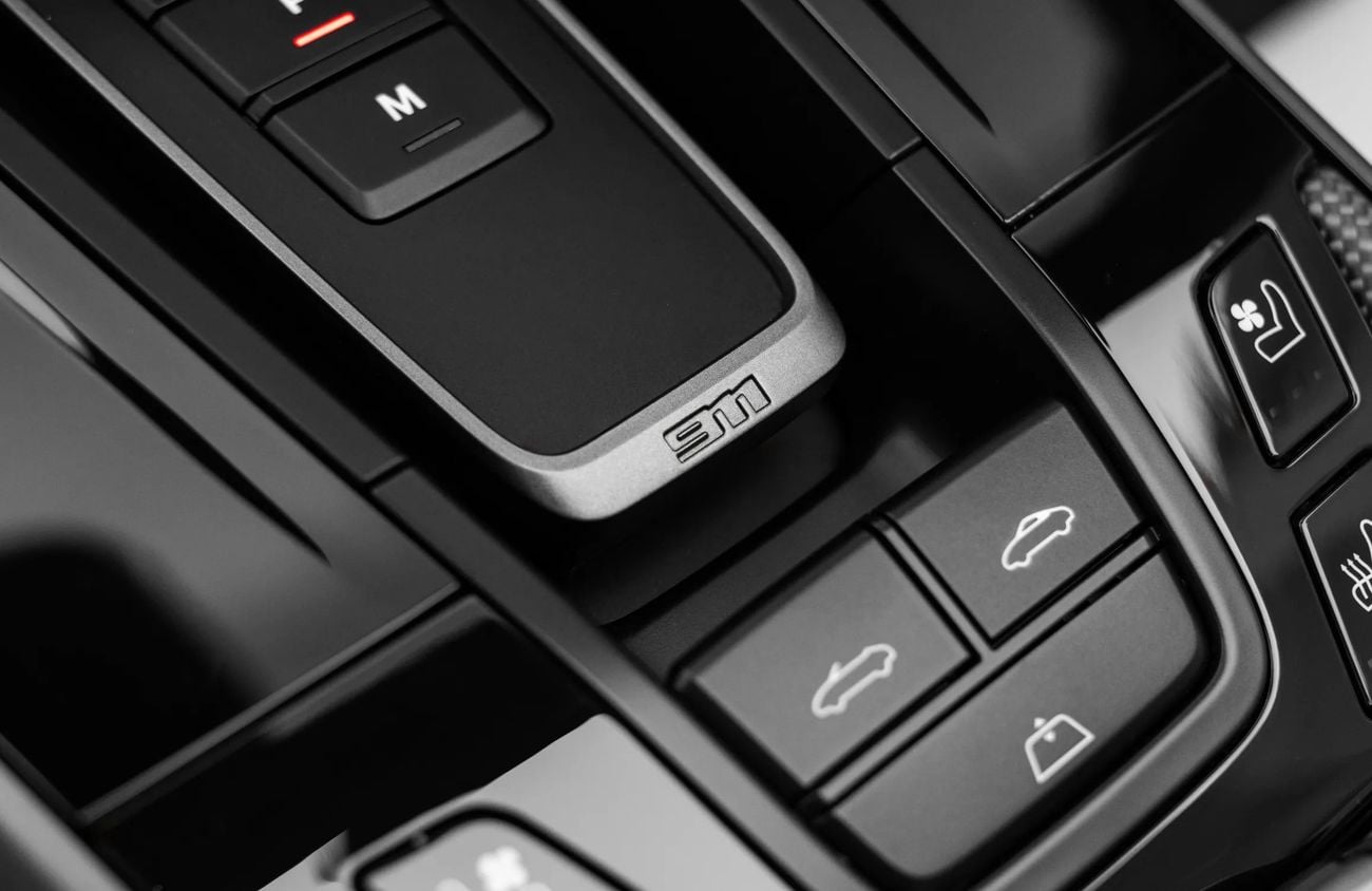 بورش 911 3.7L F6 Turbocharged Engine + T-Hybrid