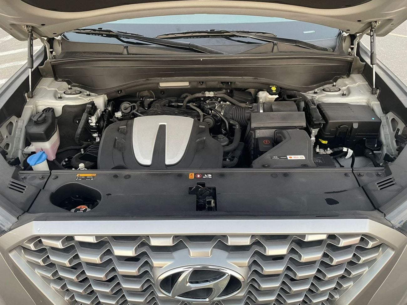 هيونداي باليساد 2022 Hyundai Palisade SEL premium GCC Specs Original Paint 3.5L V6 AWD 4x4 - Multi Drive Mode - 7 Se