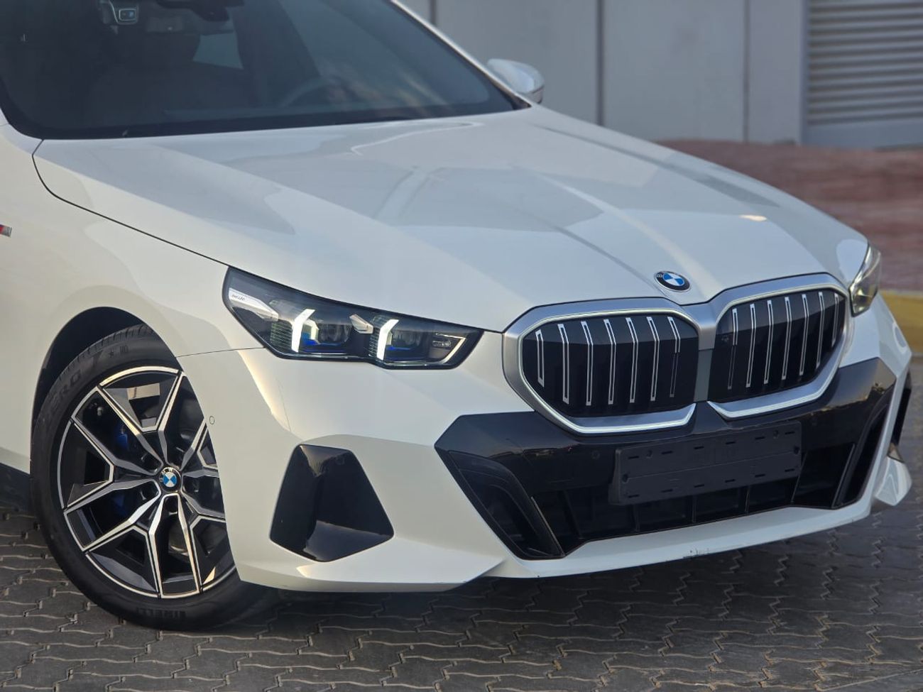 BMW 520i BMW 520i 2025 korean//BODY KIT M POWER // ORGINAL PAINT // ACCIDENT FREE // PERFECT CONDITION