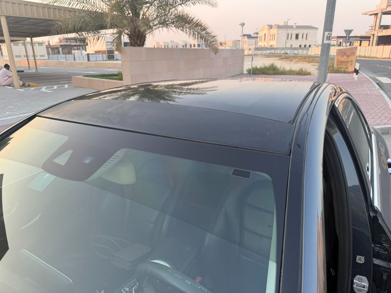 Mercedes Benz C300 STD (NON GCC)