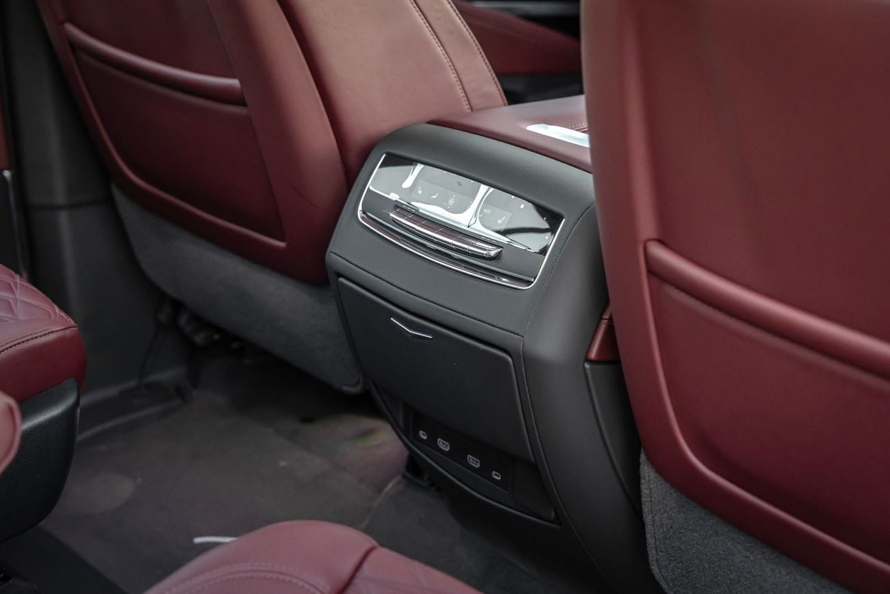 كاديلاك إسكالاد Sport 6.2L AWD Cadillac Escalade Sport - 2025 Brand New (Export)