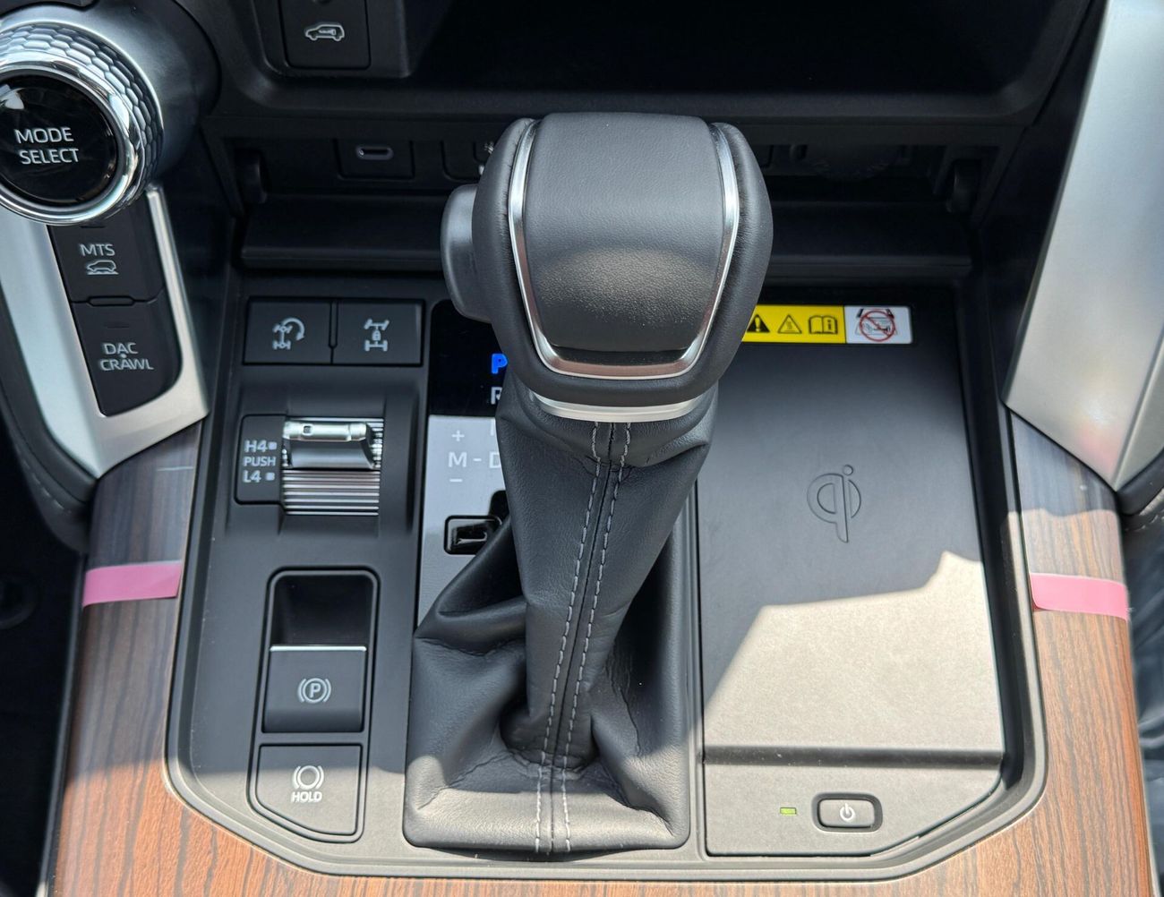 Toyota Land Cruiser / GXR / 3.3L DIESEL / RADAR / JBL SPEAKERS / HIGH OPTION / CODE # 69057