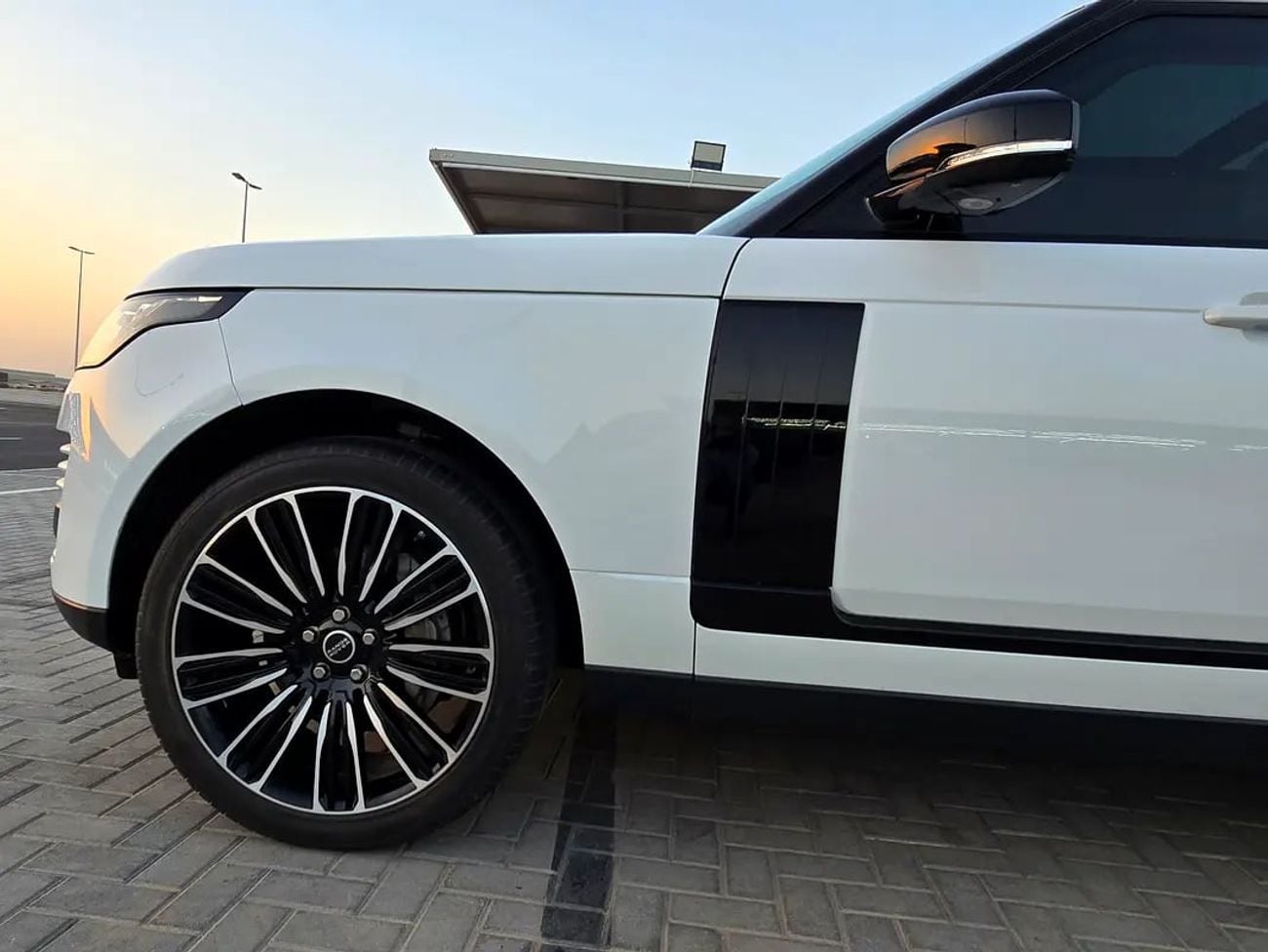 Land Rover Range Rover HSE European Specs