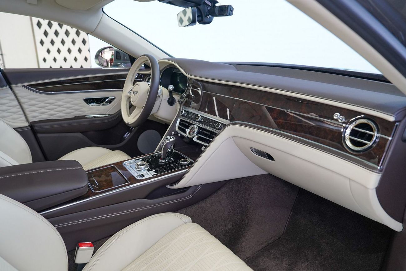 Bentley Flying Spur 6.0T W12