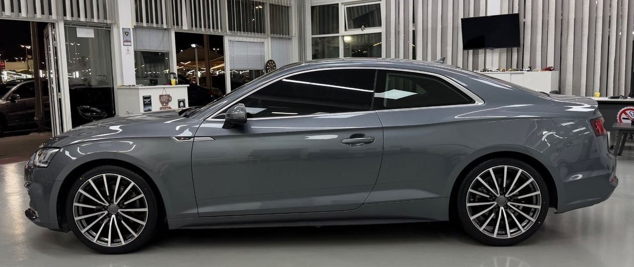 Audi A5 40 TFSI S-LINE 40 TFSI Sport 2.0L
