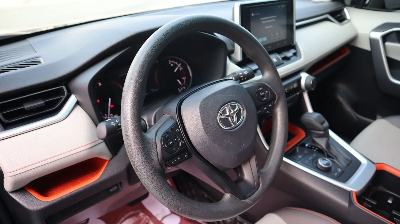 تويوتا راف ٤ 2.5L Adventure