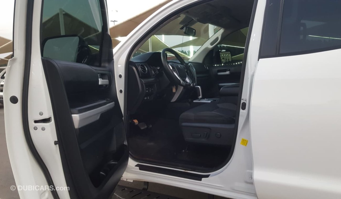 Toyota Tundra TOYOTA TUNDRA DOUBLE CAB 2016