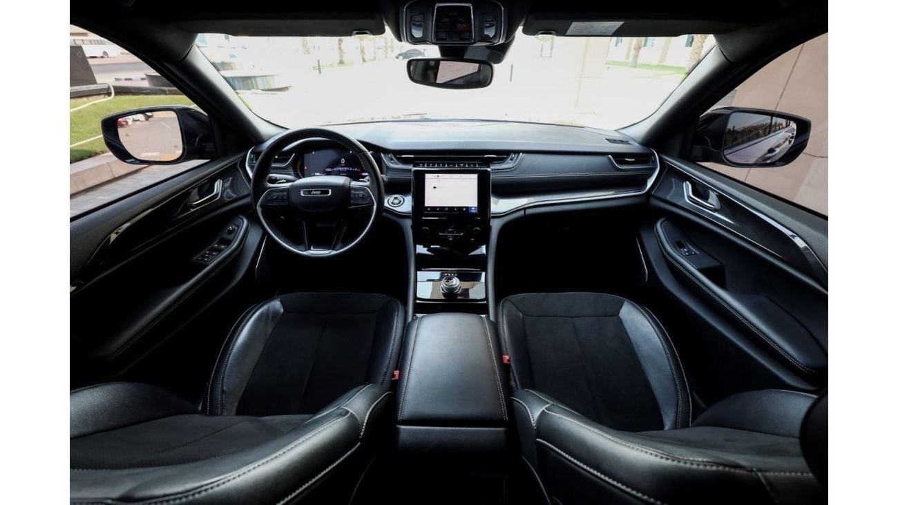 Jeep Grand Cherokee Jeep Grand Cherokee Limited 2022 GCC under Agency Warranty and Service Contract with Flexible Down-P