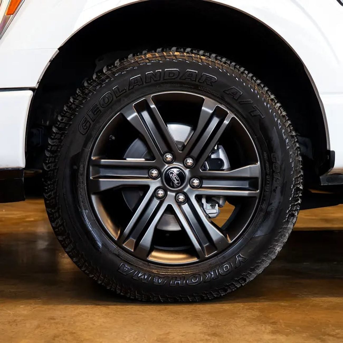 فورد F 150 Lariat Special Edition 3.5L 2,682 p.m • 0% Downpayment • F-150 Lariat • Agency Warranty