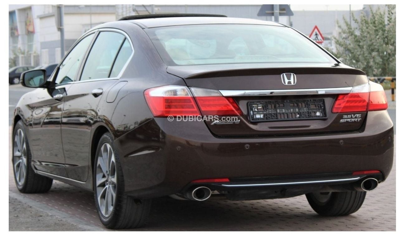 هوندا أكورد هوندا أكورد 2013 خليجي بحالة ممتازة فل اوبشن رقم واحد بدون حوادث نظيفه جدا من الداخل والخارج