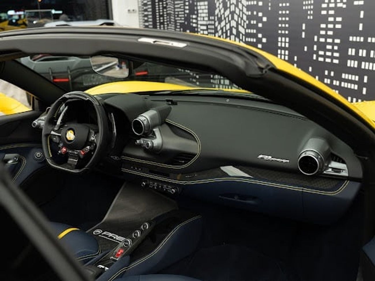 Ferrari F8 Spider STD 3.9T V8
