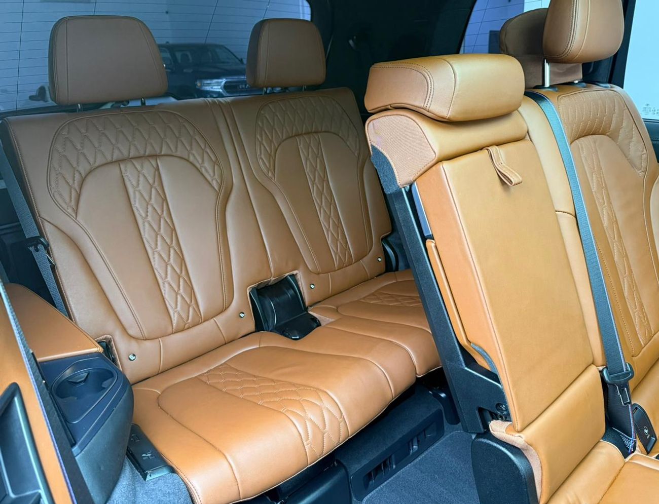 BMW X7 40i 3.0L 2025 BMW X7 xDrive40i M-Sport, 2030 BMW Warranty + Service Pack, Very Low Km, Fully Loaded,