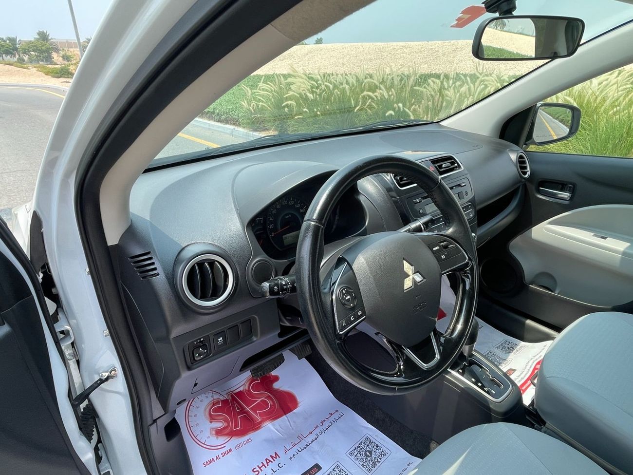 Mitsubishi Attrage GLX Highline Banking facilities without the need for a first payment